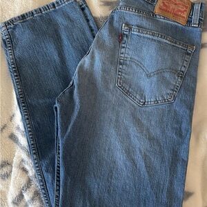 Levi's Men's Straight Leg Medium Blue Jeans. Sz.33x32